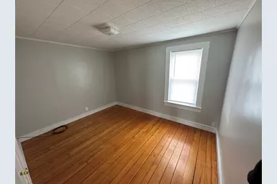 47 Davis St #2, Fall River, MA 02720 - Photo 6