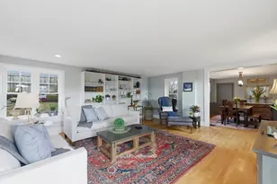 8 Linden St, Marblehead, MA 01945 - Photo 6