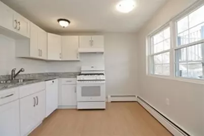 41 Farrwood Ave #9, North Andover, MA 01845 - Photo 4