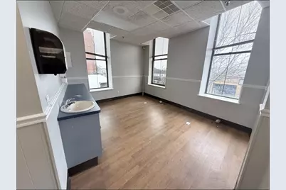 189 Main St #6, Milford, MA 01757 - Photo 2