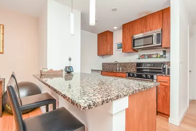 16 Miner St #303, Boston, MA 02215 - Photo 2