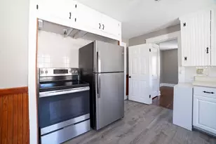 5 Maple Ave, Oxford, MA 01537 - Photo 10