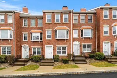 59 Breakwater Dr #59, Chelsea, MA 02150 - Photo 2