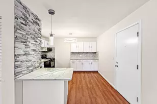 6 Venice, Danvers, MA 01923 - Photo 6