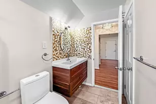 6 Venice, Danvers, MA 01923 - Photo 20