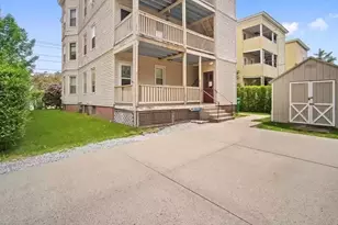 40 Orchard St, Chicopee, MA 01013 - Photo 32