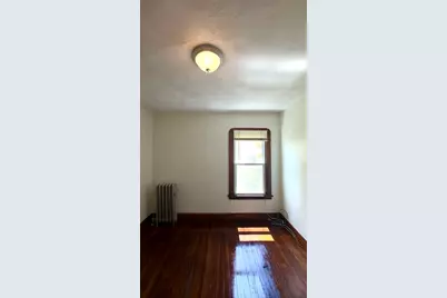 40 Orchard St, Chicopee, MA 01013 - Photo 18