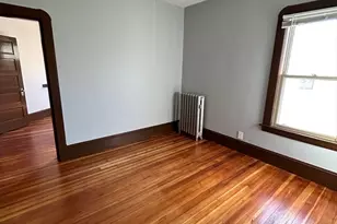 40 Orchard St, Chicopee, MA 01013 - Photo 12