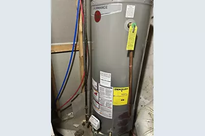 65 Vine St, Brockton, MA 02301 - Photo 18