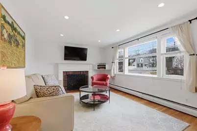 7 Pleasantdale Rd, Boston, MA 02132 - Photo 10