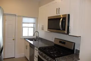 96 Middle St, Gloucester, MA 01930 - Photo 4