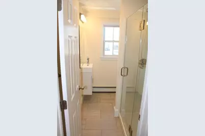 96 Middle St #1, Gloucester, MA 01930 - Photo 8