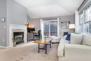 9 Evergreen Cir, Canton, MA 02021 - Photo 4