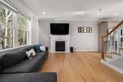 24 Lynn Dr, Attleboro, MA 02703 - Photo 10