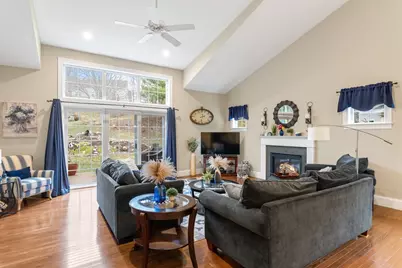 4 Hawthorne Path #4, Milford, MA 01757 - Photo 10