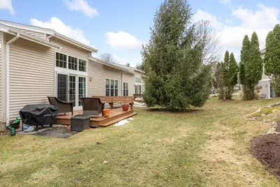 4 Hawthorne Path #4, Milford, MA 01757 - Photo 24