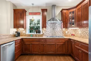 4 Hawthorne Path, Milford, MA 01757 - Photo 4