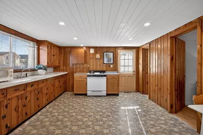 4 Freeman Avenue, Sandwich, MA 02563 - Photo 8