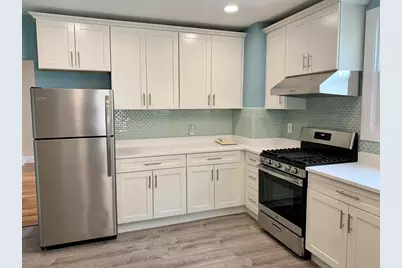 56-58 Lexington St #56, Newton, MA 02465 - Photo 2