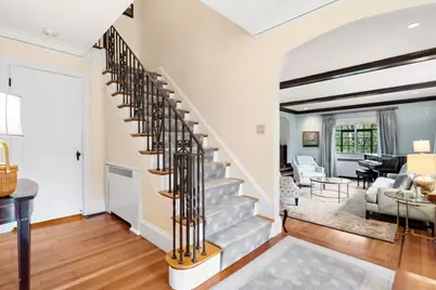 16 Alberta Rd, Brookline, MA 02467 - Photo 12