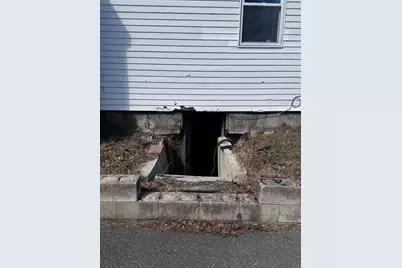 21 Park St, Athol, MA 01331 - Photo 6