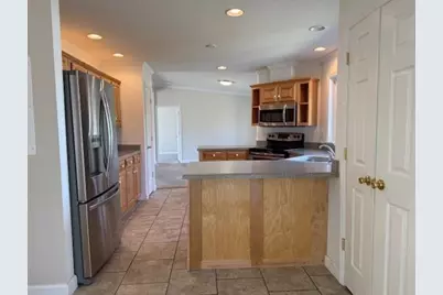 30 Edgestone Drive #30, Bridgewater, MA 02324 - Photo 4