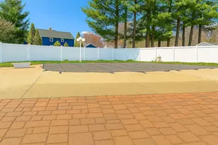 109 Partridge Cir, Taunton, MA 02780 - Photo 4