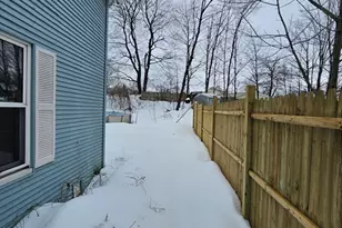 167 Daniels, Pittsfield, MA 01201 - Photo 8