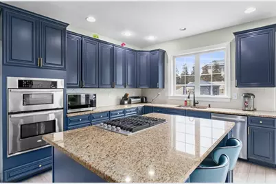 77 Hound Pack Cir, Walpole, MA 02032 - Photo 10