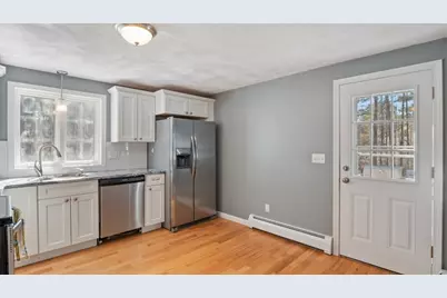 77 Hazen Rd, Shirley, MA 01464 - Photo 4