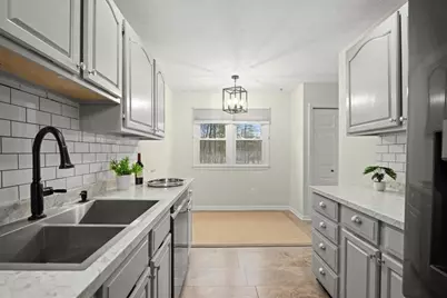 235 Heritage Dr #235, Northbridge, MA 01588 - Photo 12