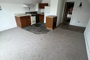 71 Center St, Pittsfield, MA 01201 - Photo 14