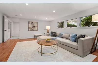 520 Clinton Road, Brookline, MA 02467 - Photo 16