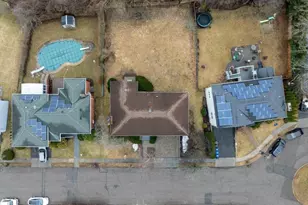 520 Clinton Rd, Brookline, MA 02467 - Photo 22