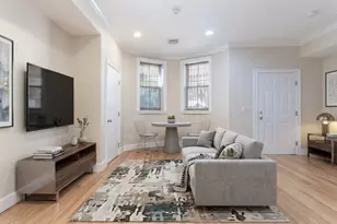82 E Brookline St, Boston, MA 02118 - Photo 1