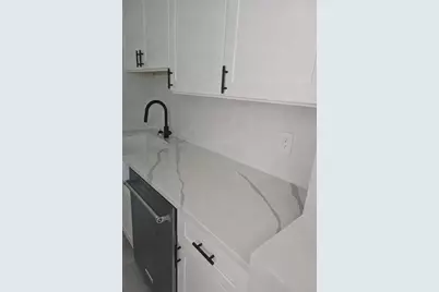 140 Chestnut St #407, Springfield, MA 01103 - Photo 4