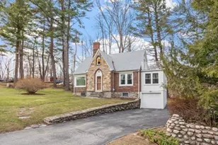 164 W Main St, Dudley, MA 01571 - Photo 2