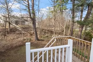 164 W Main St, Dudley, MA 01571 - Photo 34