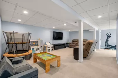 14 Mitchell Street, Southborough, MA 01772 - Photo 18