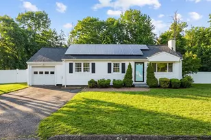 14 Mitchell St, Southborough, MA 01772 - Photo 1