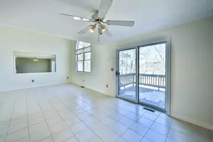 8 Village Green, Sturbridge, MA 01566 - Photo 16