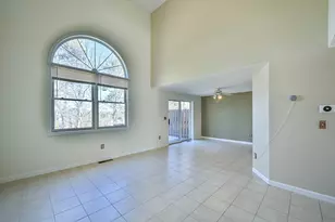 8 Village Green, Sturbridge, MA 01566 - Photo 10