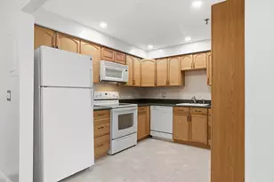 376 Ocean Ave, Revere, MA 02151 - Photo 14