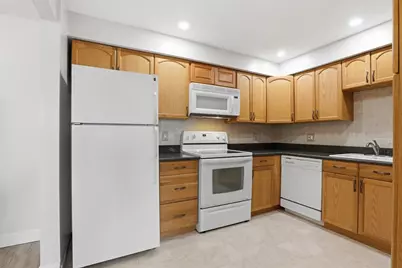 376 Ocean Ave #914, Revere, MA 02151 - Photo 12