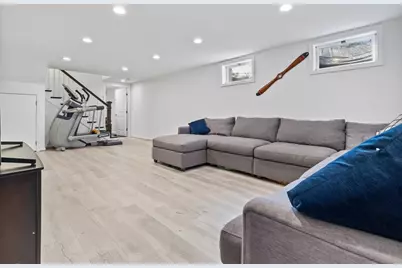 25 Falmouth Rd, Arlington, MA 02474 - Photo 32