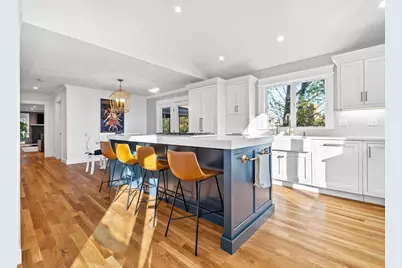 25 Falmouth Rd, Arlington, MA 02474 - Photo 10