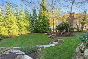 25 Falmouth Rd, Arlington, MA 02474 - Photo 40