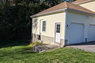 76 Karen's Way, Raynham, MA 02767 - Photo 4