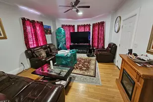 1110 River St, Boston, MA 02136 - Photo 4