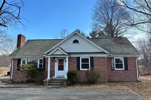 211 Russell St, Hadley, MA 01035 - Photo 1